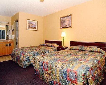 Rodeway Inn Sergeant Bluff - Sioux City 객실 사진